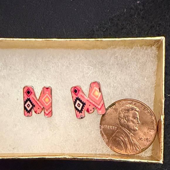 Pink and Multi Color Geometric M Earrings - Picture 2 of 4